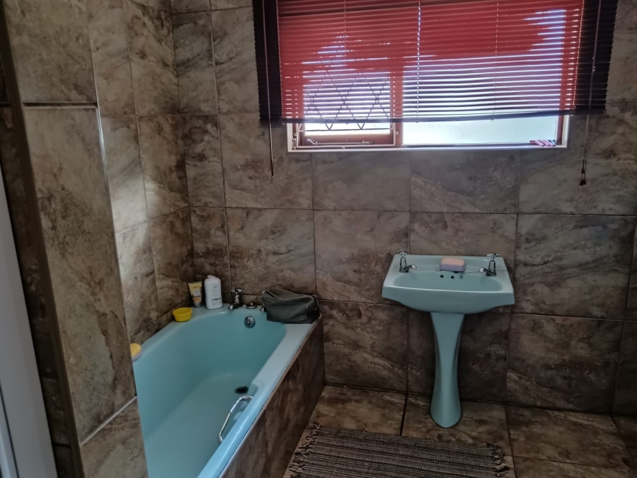 3 Bedroom Property for Sale in Haven Hills Eastern Cape